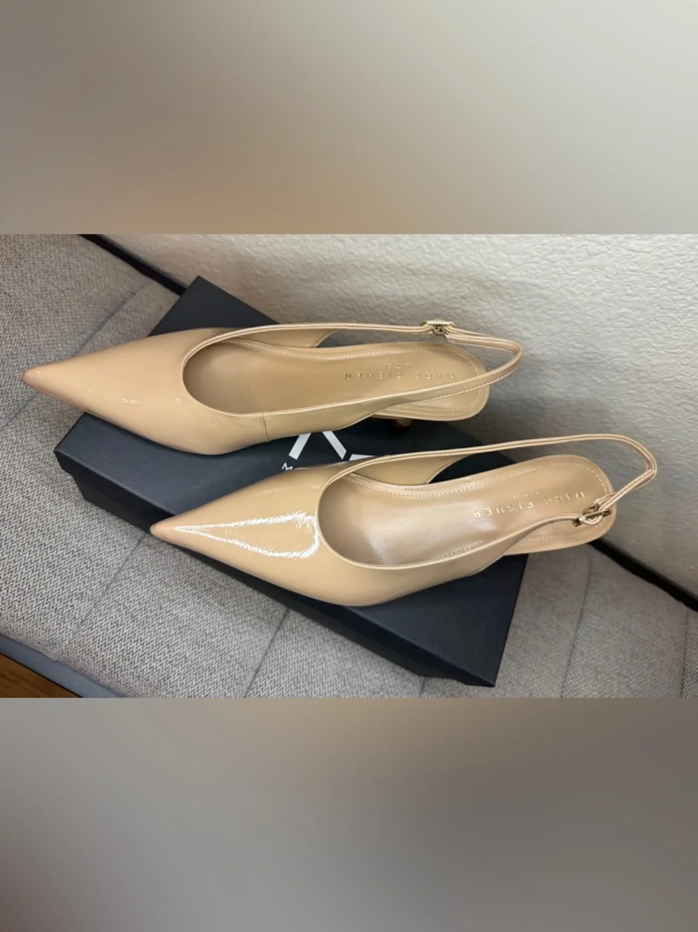 Marc Fisher Neutral Slingback Pointed Kitten Heels, Size 7 - Picture 8 of 16